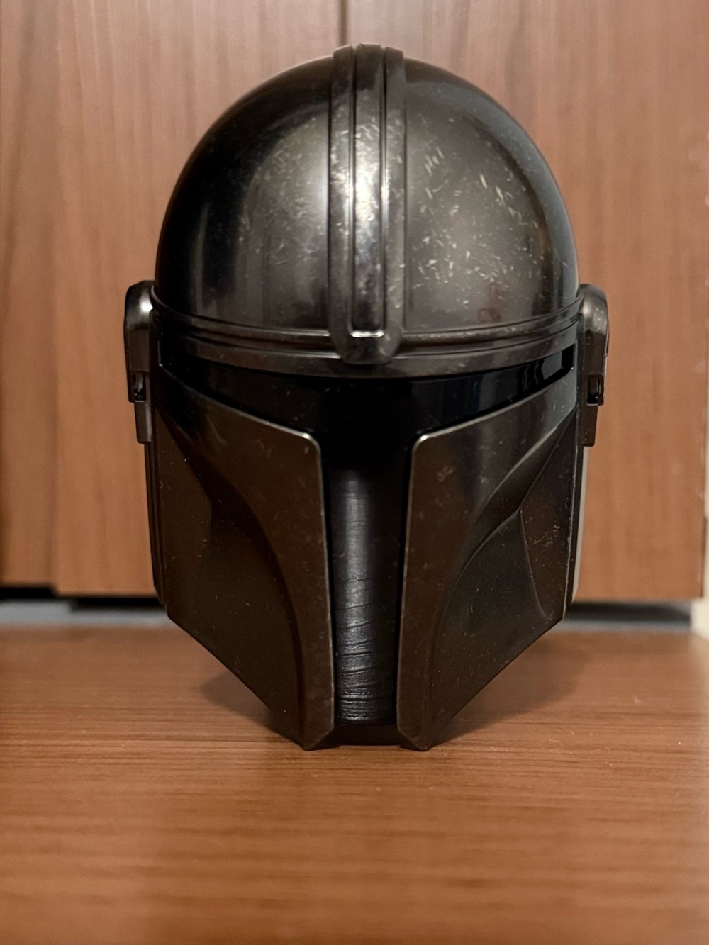 The Mandalorian Helmet Scent Control Nightlight